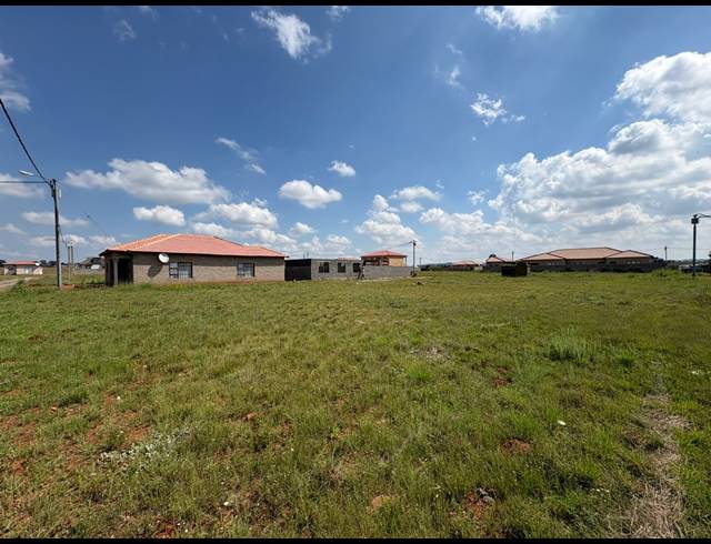 600M² VACANT LAND FOR SALE IN UNITAS PARK